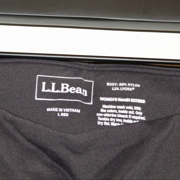 L.L. Bean Black Boundless Pocket Tights Legging - Picture 2 of 7